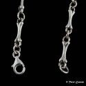 Cadena huesos